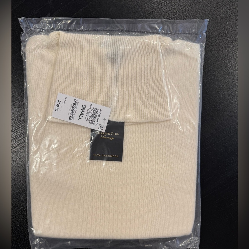 NWT - Charter Club - 100% Cashmere Women's Turtleneck Sweater - Vanilla Ice
